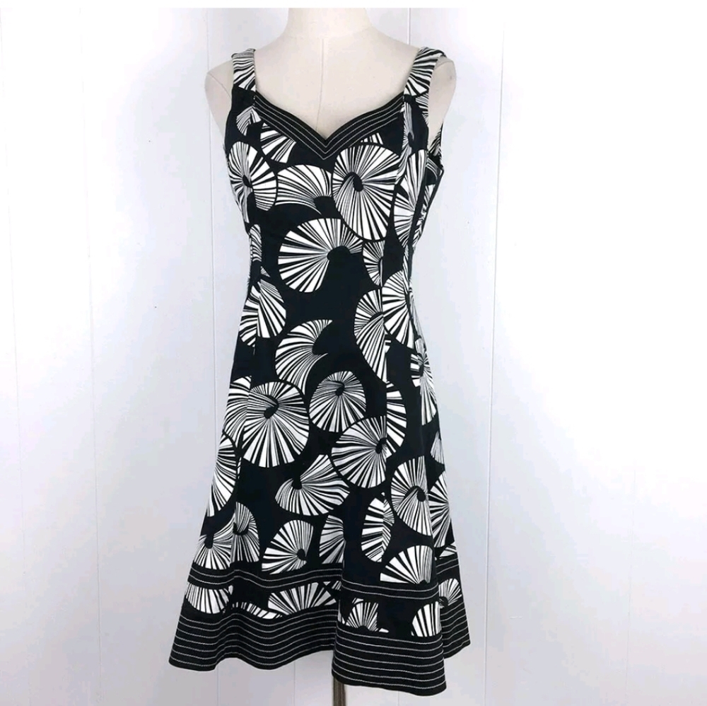 Nine West Black and White Sleeveless Dress